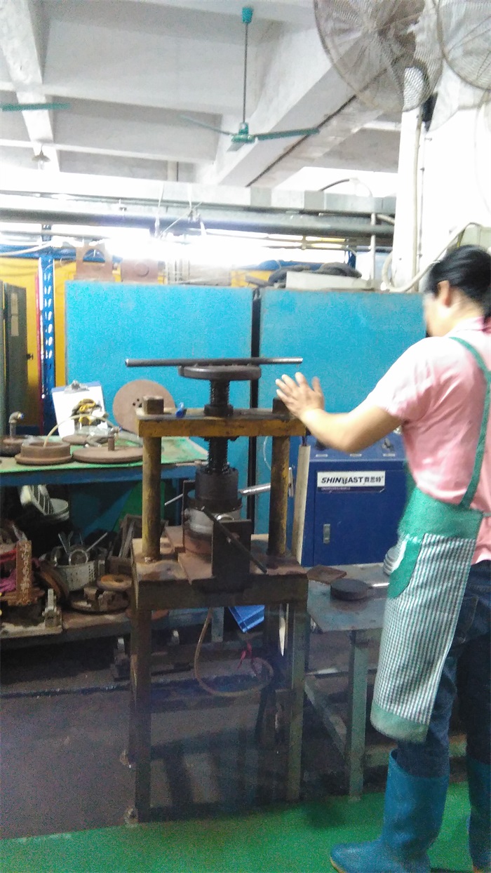 零部件水壓試驗(yàn)臺